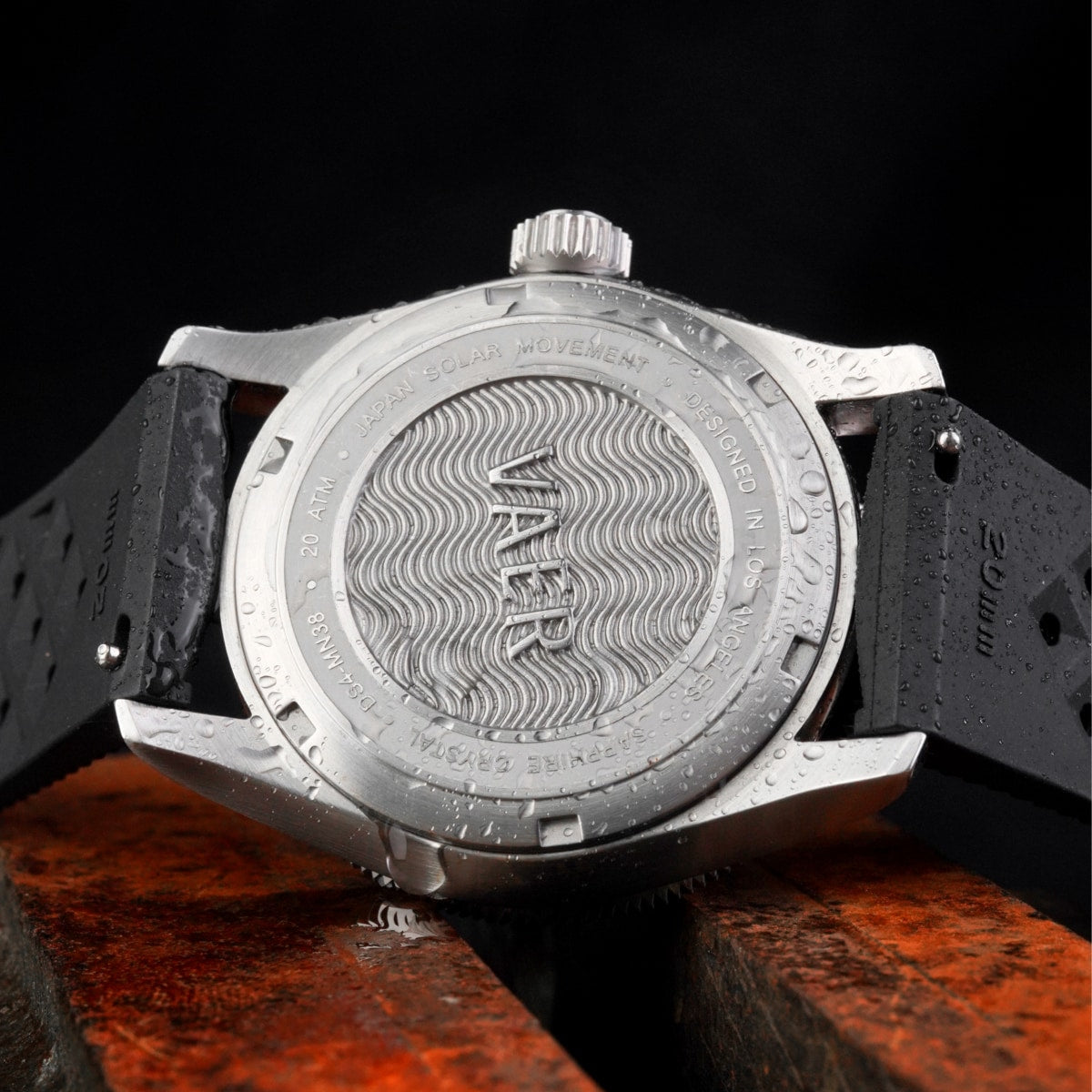 D4 Meridian Black Solar - 39mm USA