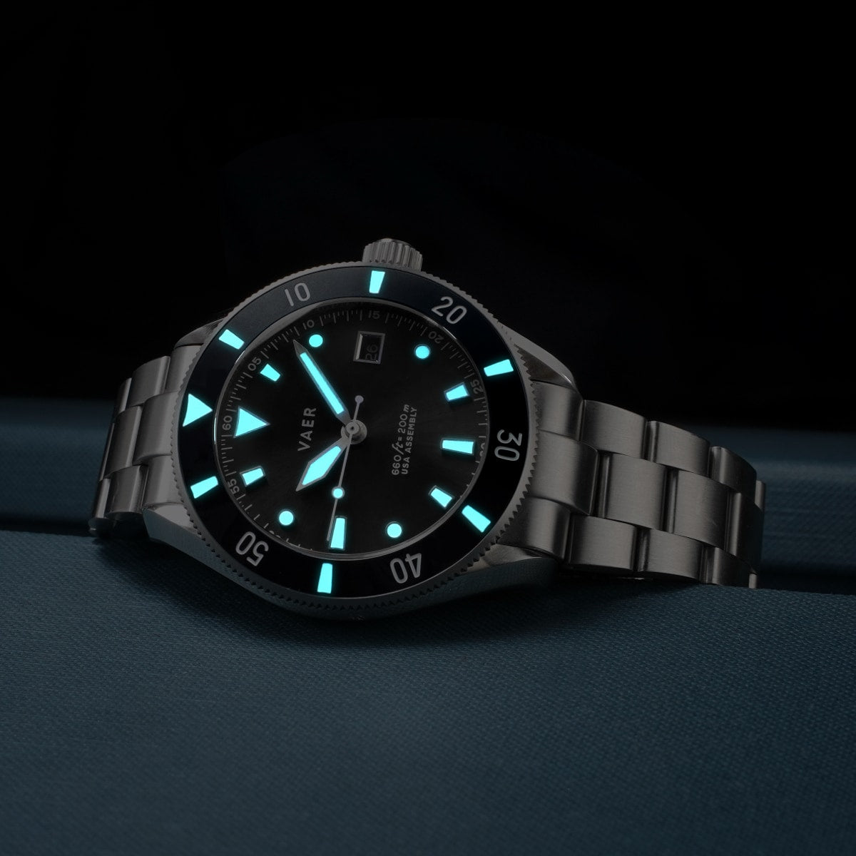D4 Meridian - Black USA Solar 42mm