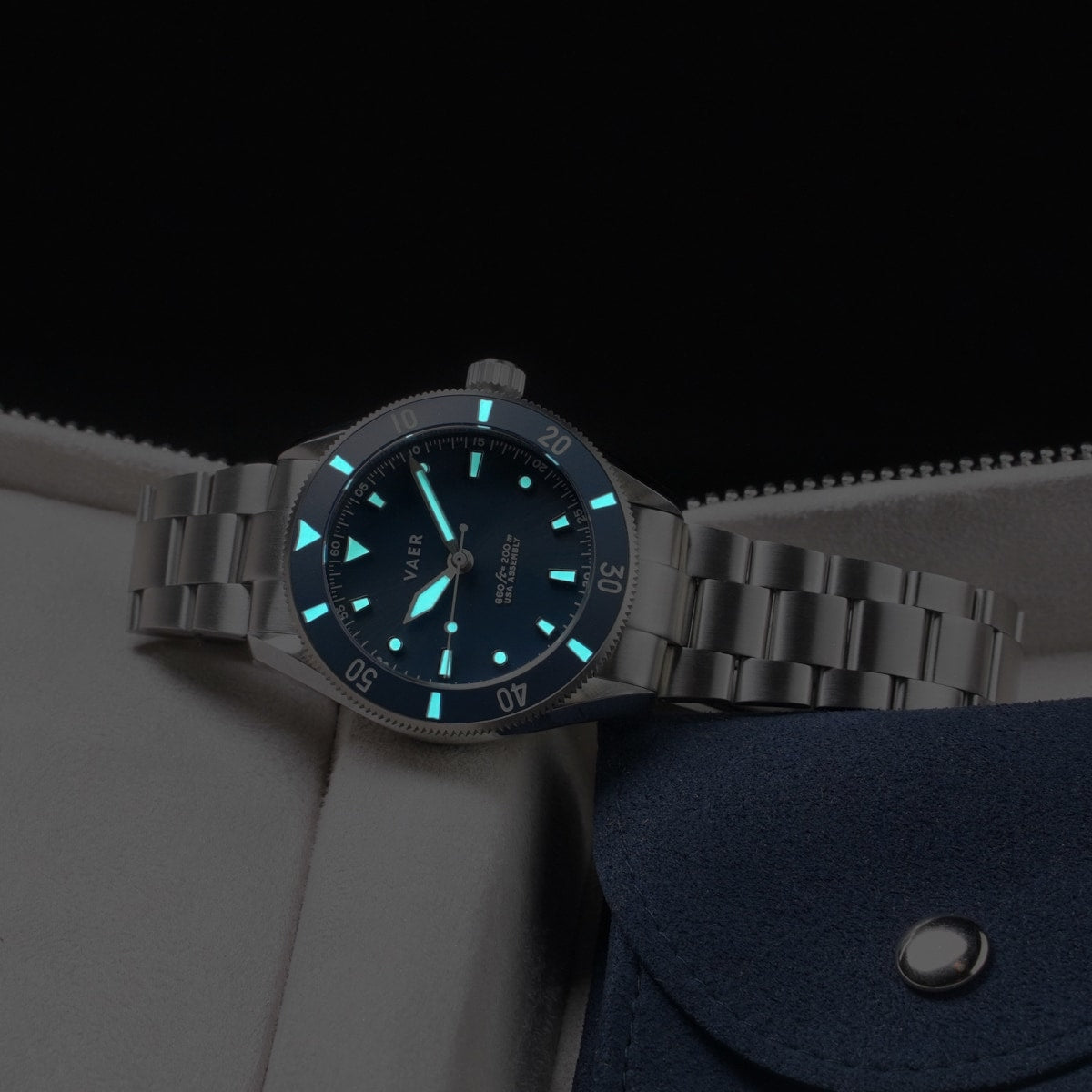D4 Meridian Navy Matte Solar - 39mm USA