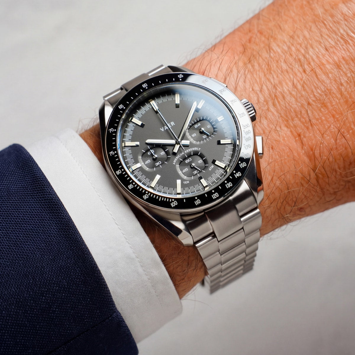 R1 Oceanracer Chronograph Black - 42mm USA