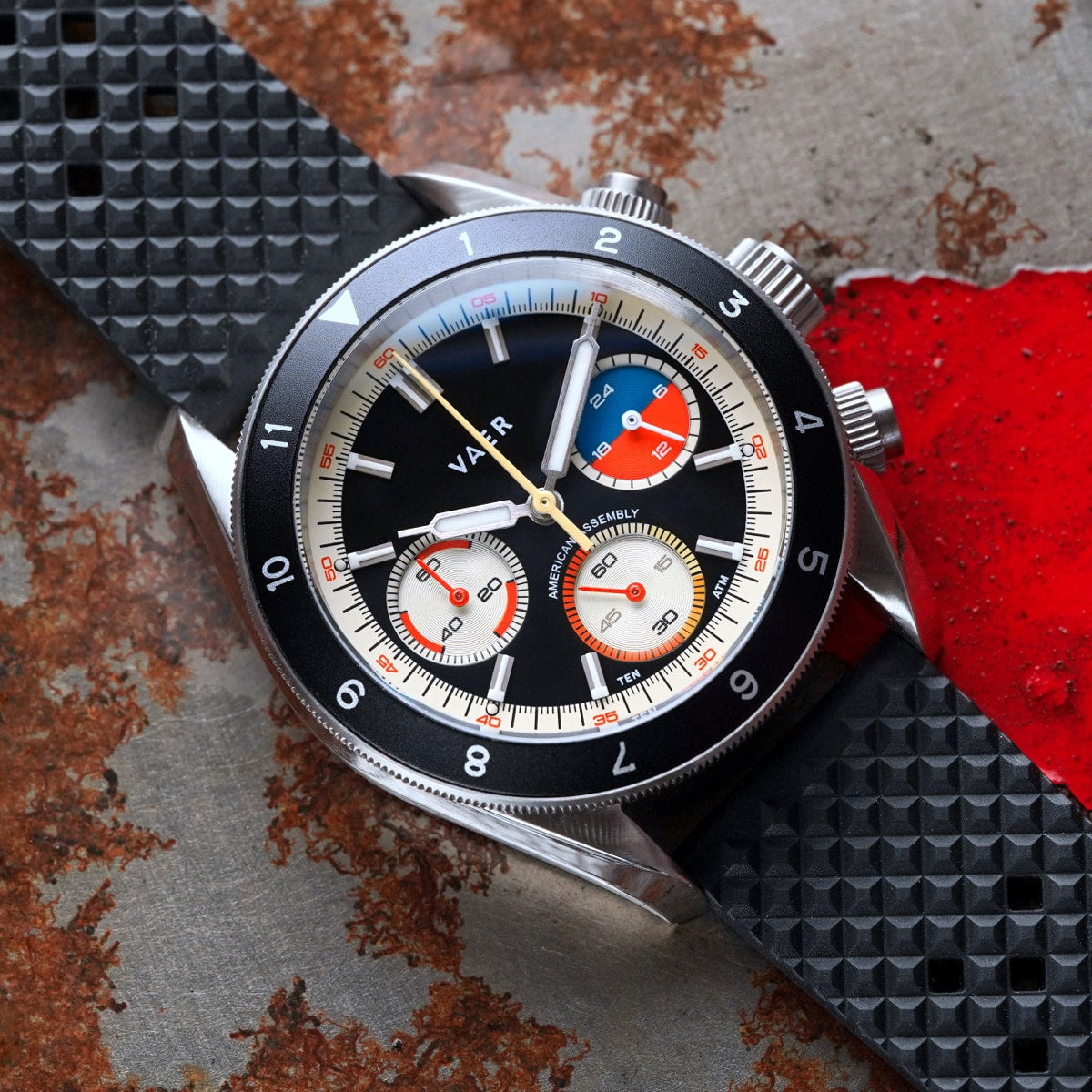 R1 USA Oceanracer Chronograph - Panda 38mm