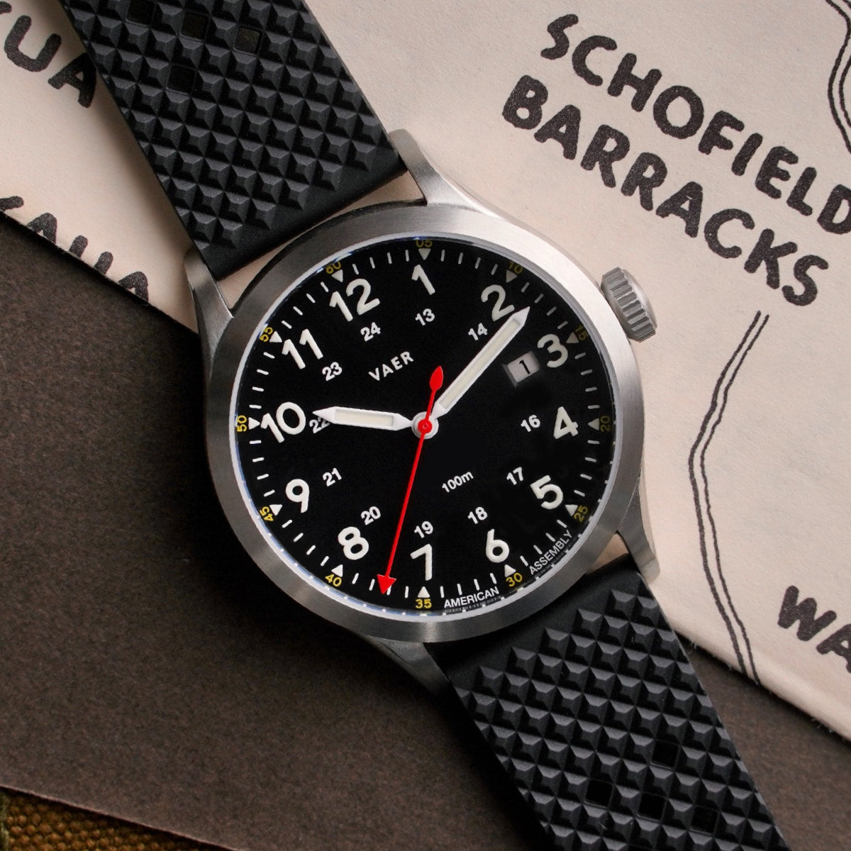 C5 Field Black - 40mm USA Quartz