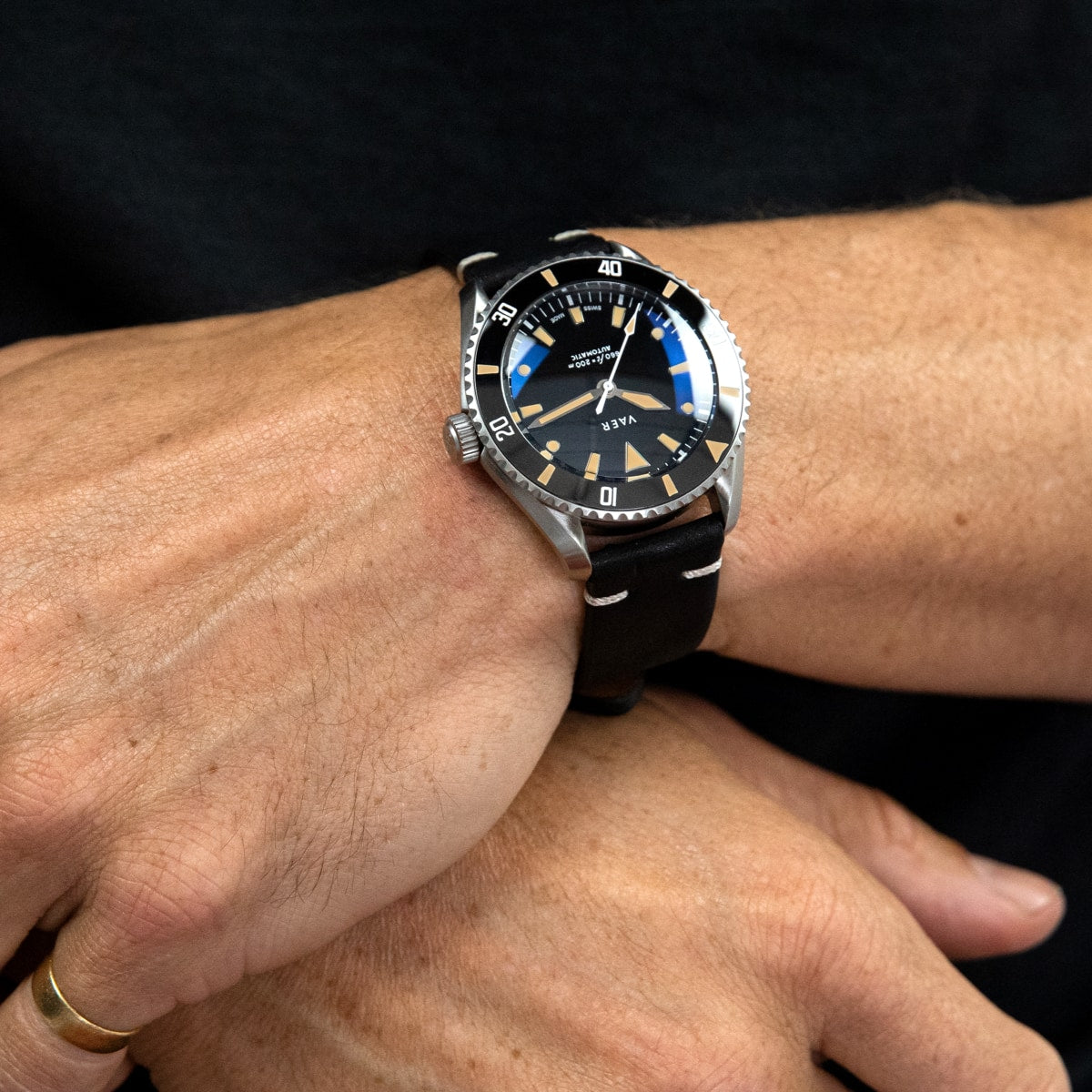 D7 Arctic - 39mm Swiss Auto