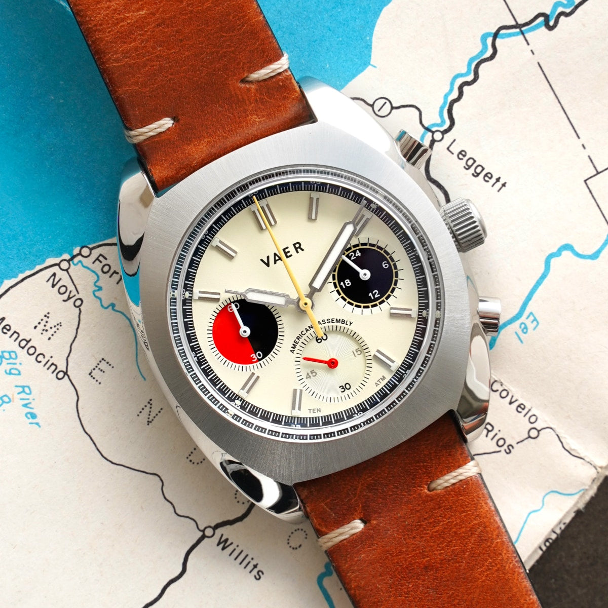 R1 USA Racing Chronograph - Cream 38mm