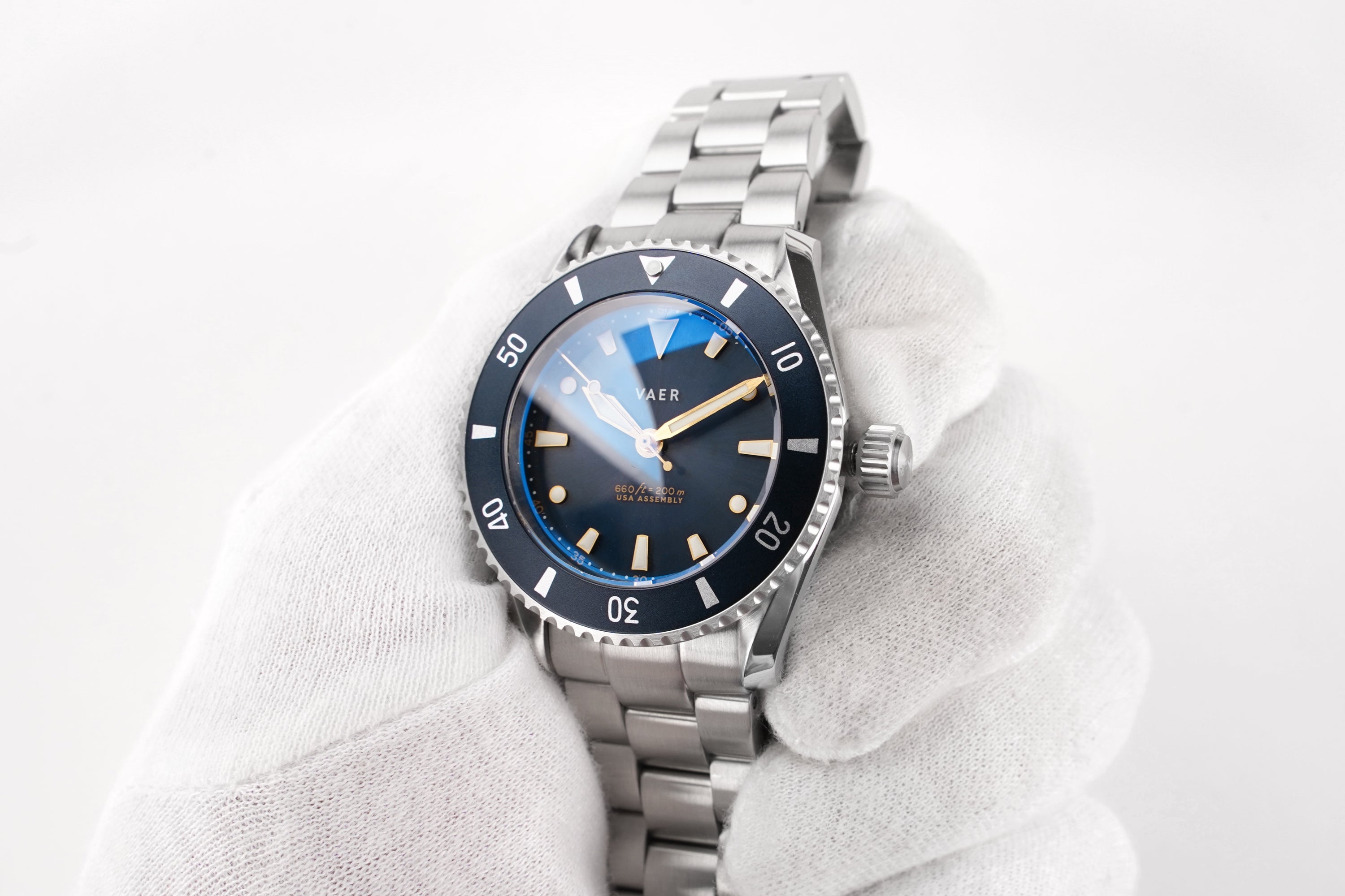What is a sapphire crystal in watches?