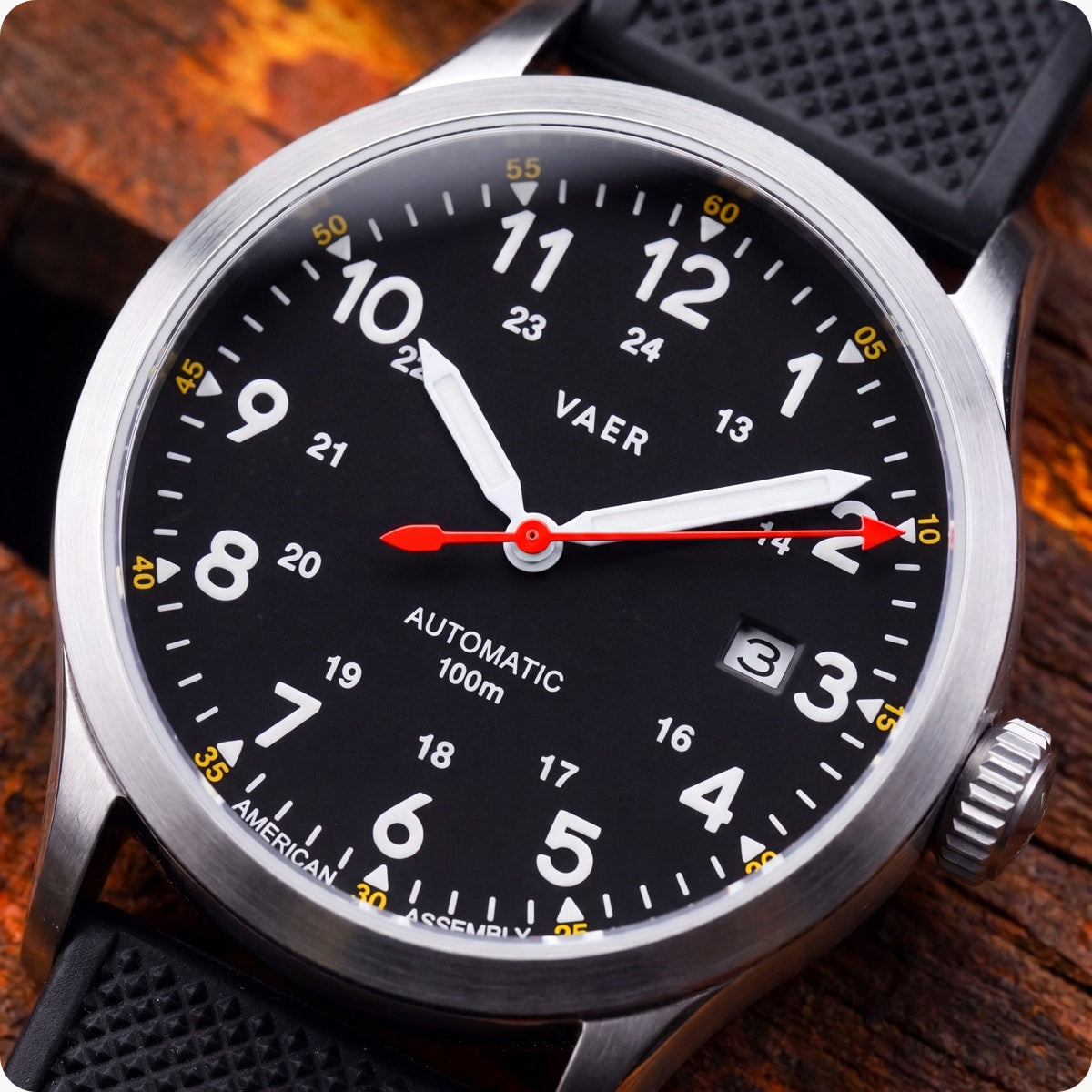 VAER | A5 Field Black: 10ATM, Sapphire Glass, USA Assembled