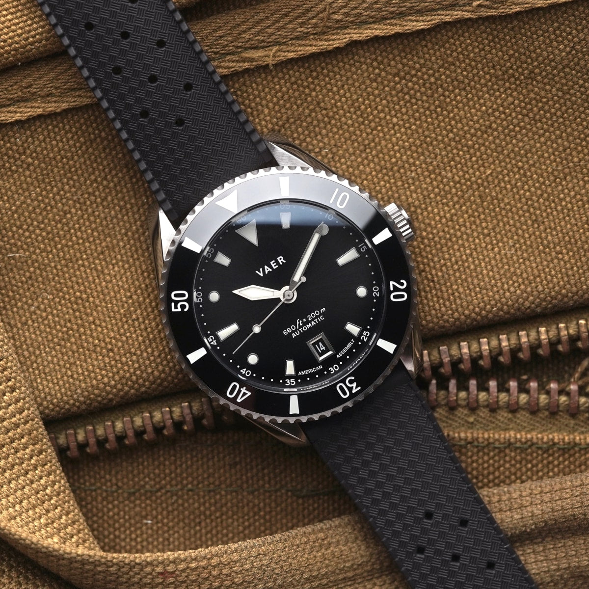 D5 Meridian Black - USA Auto 42mm