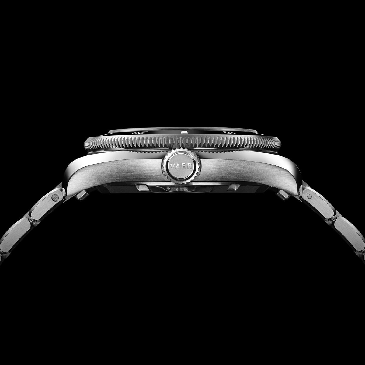 VAER | D5 USA Meridian Black 39mm Diver: 20ATM, Sapphire Glass