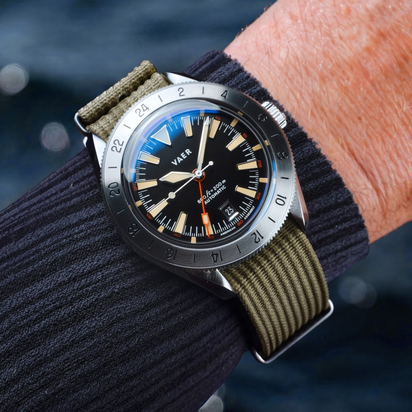 G5 Pacific Steel GMT - 42mm USA