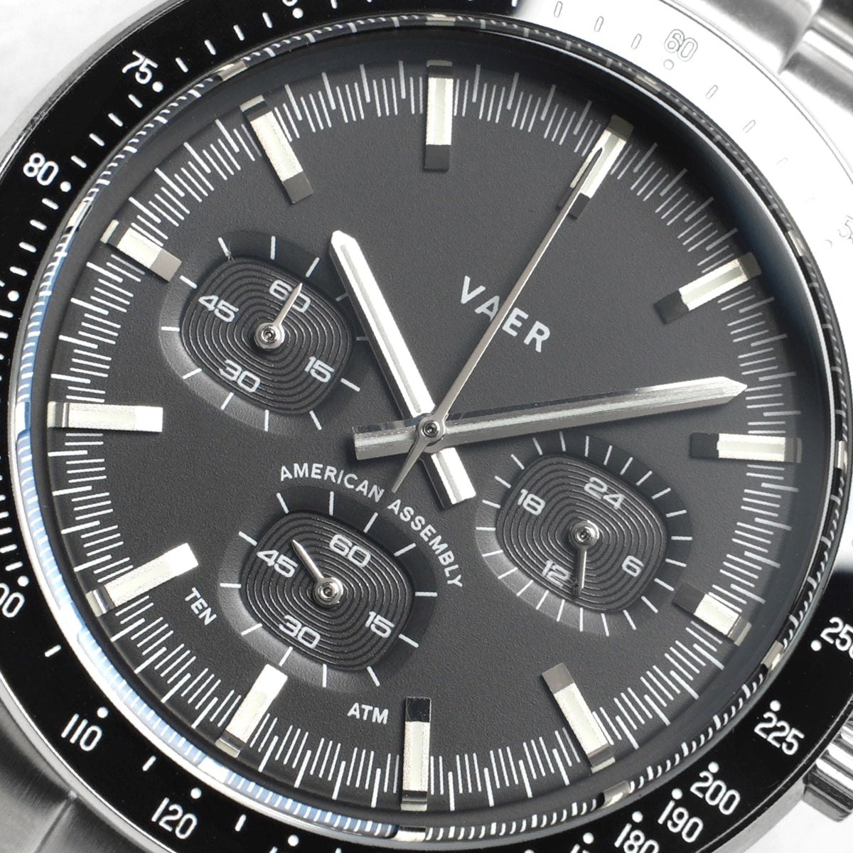 R1 Oceanracer Chronograph Black - 42mm USA