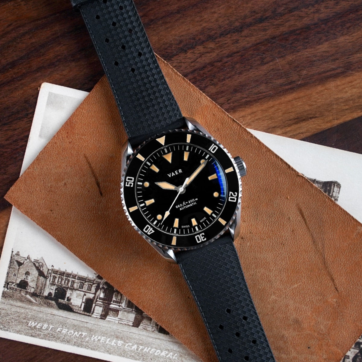 D7 Arctic - 39mm Swiss Auto